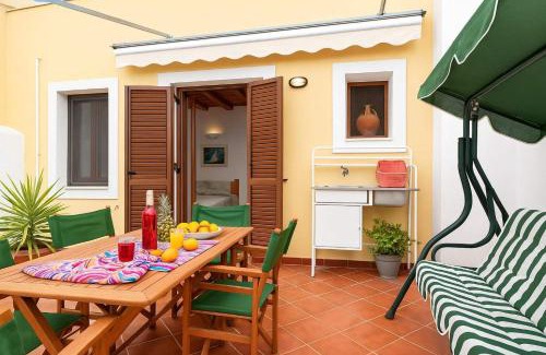 Skotino House | Cretan Magnolia Gem - Smari Cozy Getaway