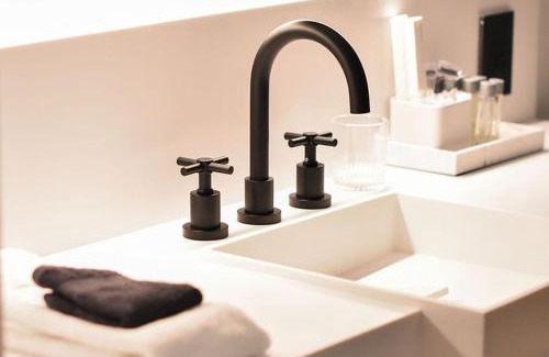 Prince Edward Hotel | Cribs on Main