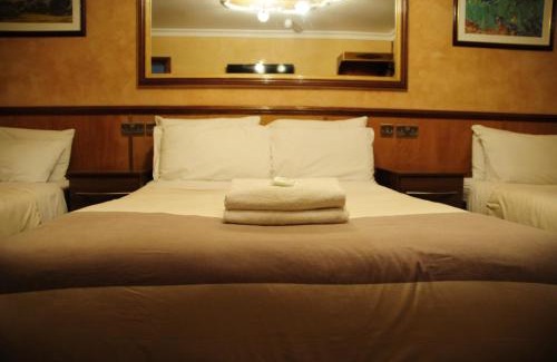 Mapesbury Hotel | Cricklewood Lodge Hotel
