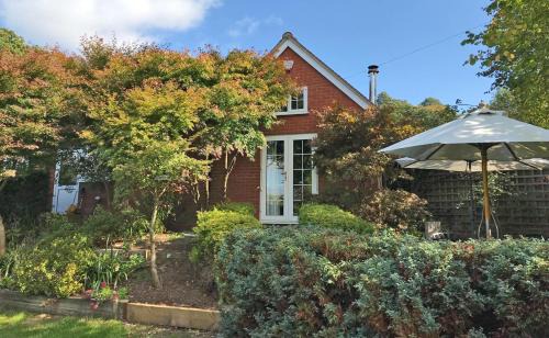 New Forest District House | Criddlestyle Cottage - 5 bedroom New Forest Holiday Home