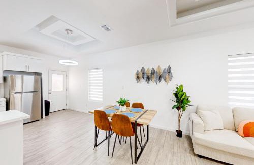 McAllen House | Crimson Hibiscus