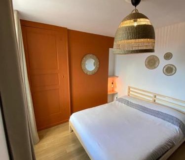 Issoire Apartment | Cristal 1