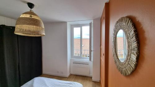 Issoire Apartment | Cristal 1