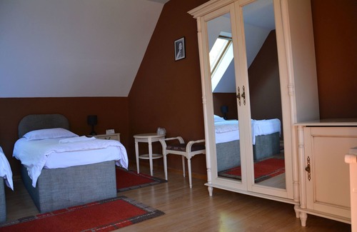 Vladeni Hotel | Cristian Inn