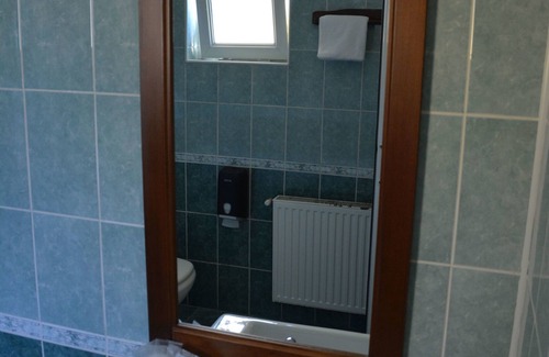 Vladeni Hotel | Cristian Inn