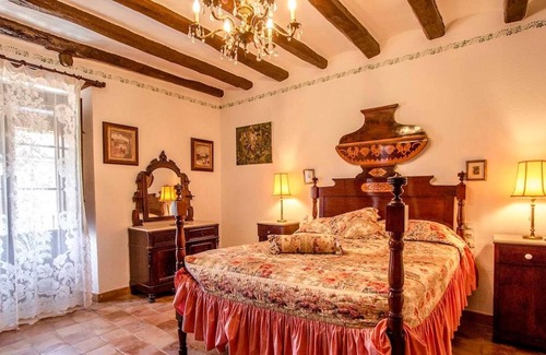 Santa Oliva Villa | Cristina Santa Oliva Cal Marques 561.225