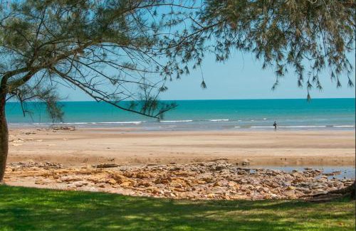 Rapid Creek Apartment | Crocodile Retreat 2 Bed Apt Walk To Foreshore