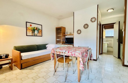 San Benedetto di Lugana Resort | Crono Apartment - 200 meters from Lake Garda in exclusive Residence with swimming pool
