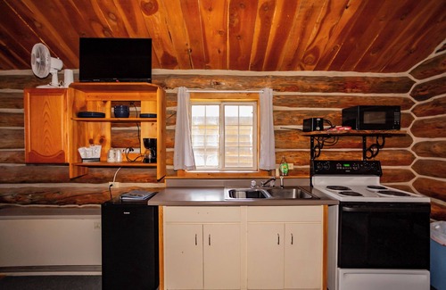 Dubois Resort | Crooked Creek