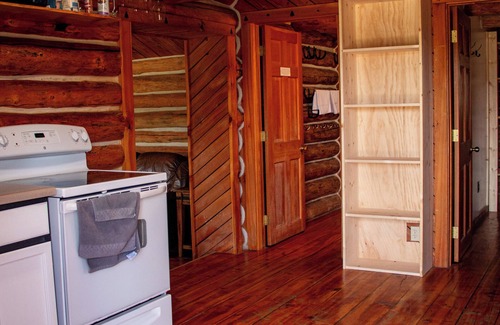 Dubois Resort | Crooked Creek