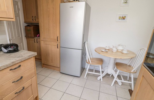 Timsbury Cottage | CROOKED WELL, family friendly, character holiday cottage in Timsbury