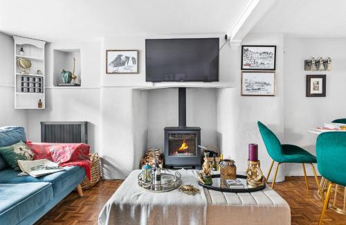 Dittisham House | Crooks Cottage - Charming, characterful, glorious views from the garden