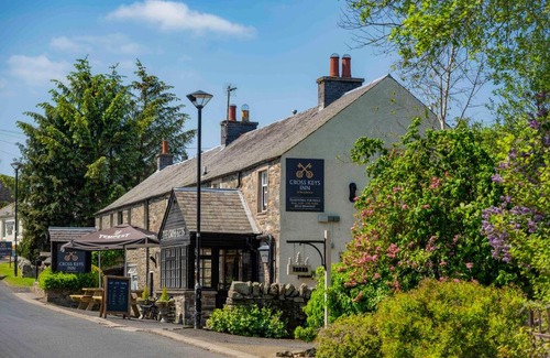 Selkirk Hotel | Cross Keys Inn Ettrickbridge
