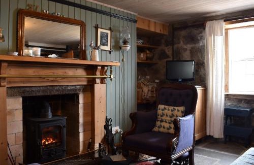 Pennan House | Crovie