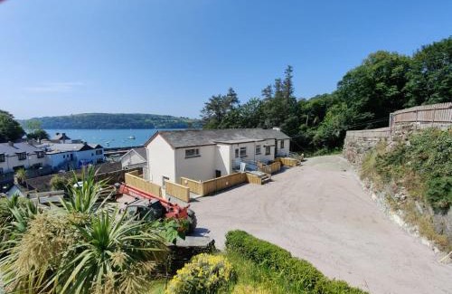 Glandore Apartment | Crow's Nest Glandore - 4 - Self Catering