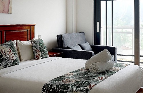 Port Vila Hotel | Crown Royale Hotel & Lounge