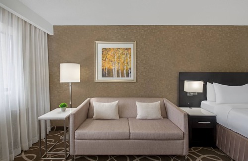 Kitchener Hotel | Crowne Plaza Kitchener-Waterloo by IHG