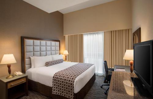Burlingame Hotel | Crowne Plaza San Francisco Airport by IHG