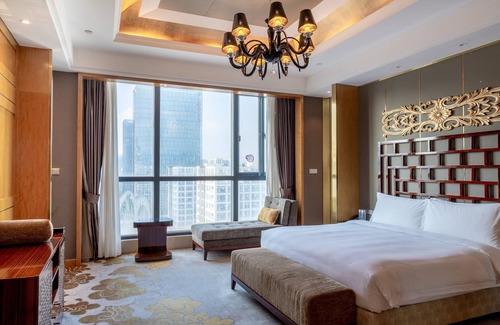 Longgang Hotel | Crowne Plaza Shenzhen Longgang City Centre by IHG