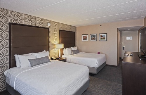 South Loop Hotel | Crowne Plaza Suites MSP Airport - Mall of America by IHG