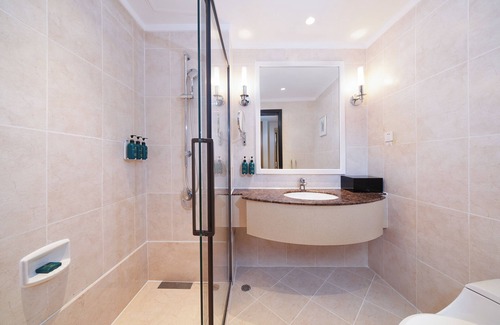 Zhuhai Jida Hotel | Crowne Plaza Zhuhai City Center by IHG