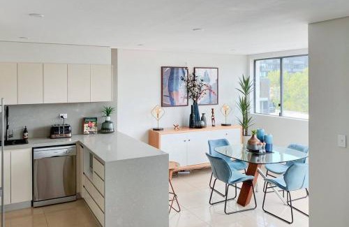 Crows Nest Apartment | Crows Nest - Executive Penthouse - 3 Bedroom- 5km to City