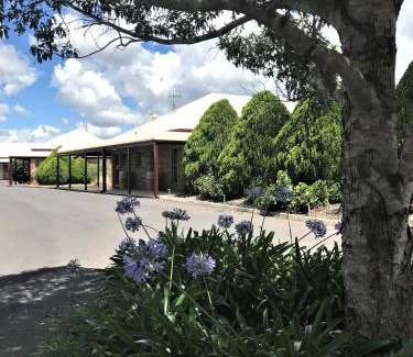 Crows Nest Hotel | Crows Nest Motel
