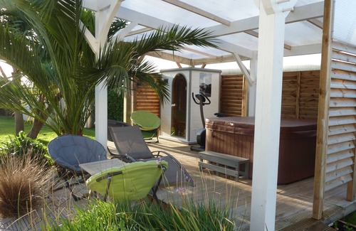 Plouharnel Villa | Crucano palm groves, the house itself has a heated swimming pool for 10 people