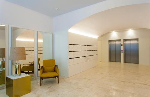 Chiado Apartment | Crucifixo Duplex Apartment with Terrace