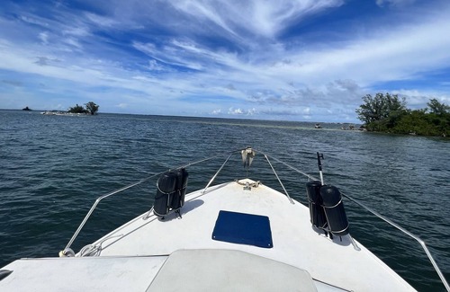 Sebastian Boat Rental | Cruise to the Florida Keys. Captain included!