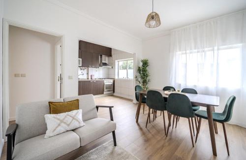 Braga Apartment | Cruz Design by House and People