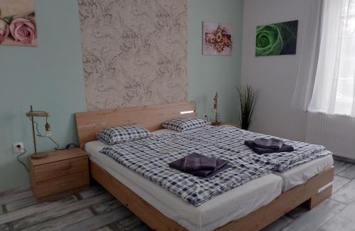 Eger Apartment | Crystal Apartman