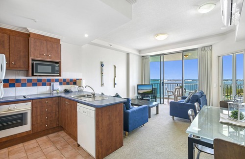 Labrador Apartment | Crystal Bay on the Broadwater