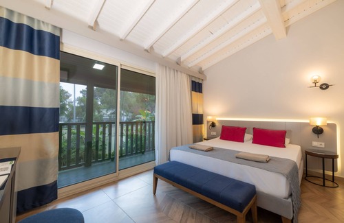 Beldibi Resort | Crystal Flora Beach Resort – All Inclusive