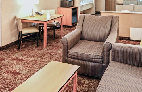 Murray Hotel | Crystal Inn Hotel & Suites Midvalley