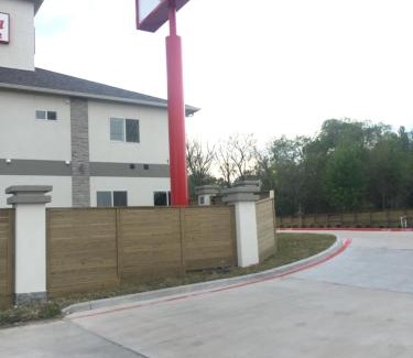 Greater Greenspoint Hotel | Crystal Inn