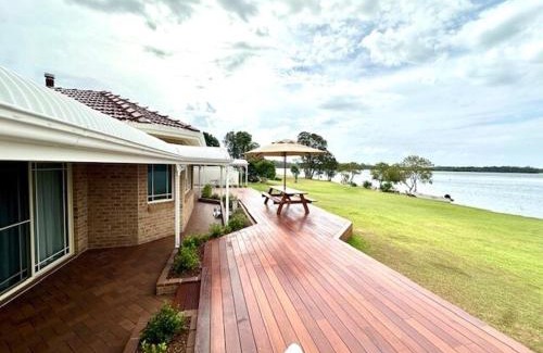 Yamba House | Crystal Palms - LJHooker Yamba