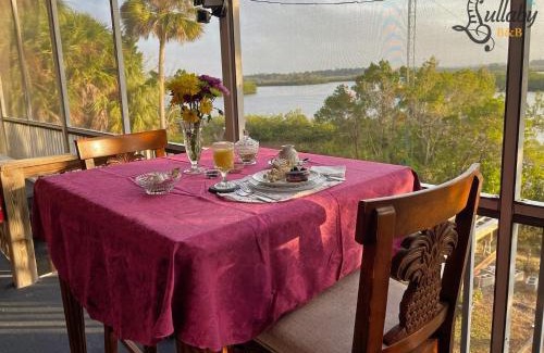 Crystal River Bed & Breakfast | Crystal River Lullaby B&B