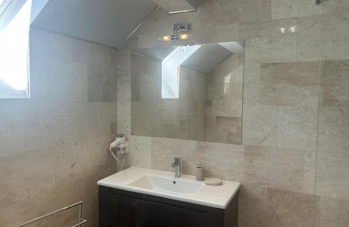 Turda Villa | Crystal Salin