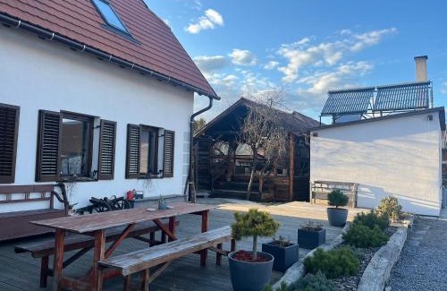 Joseni Bed & Breakfast | Csató Panzió - Pensiunea Csató