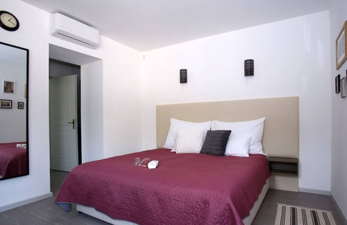 Balatonalmadi Apartment | Csillag Villa - Deluxe King Studio