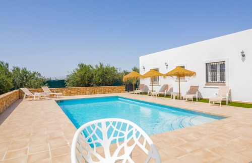 Alhaurin el Grande Cottage | Cubo's La Luz del Valle Rural House/air conditioning/free wifi/BBQ/private pool