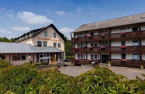 Berlingen Apartment | Cuddle Suite - Appartementhaus EifelAdventures