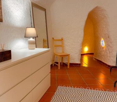 Gorafe House | Cueva de la Luna