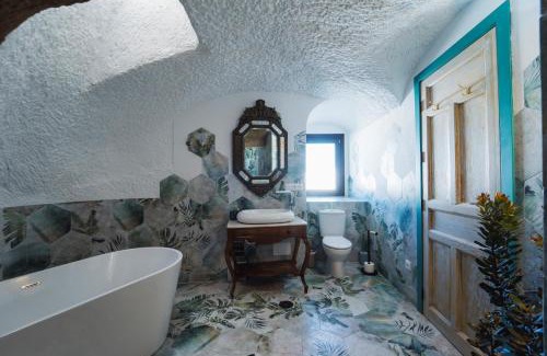 Benalua de Guadix House | Cuevas de Kabila