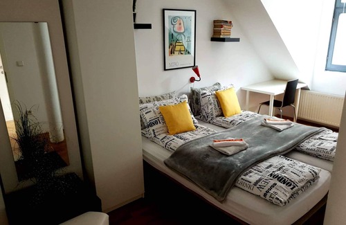 Kranj Hostel | Cukrarna Hostel