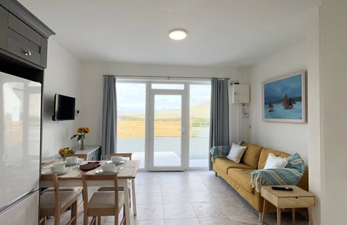Glassillaun Cottage | Culfin Cottage Your Beachside Escape