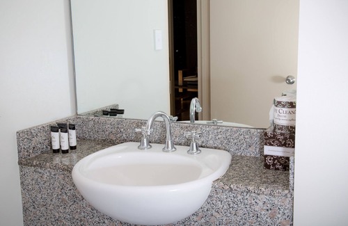 Cullen Bay Hotel | Cullen Bay Resort