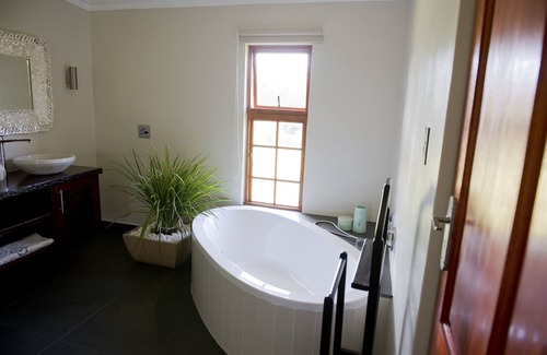 Trawal House | Cultivar Guest Lodge
