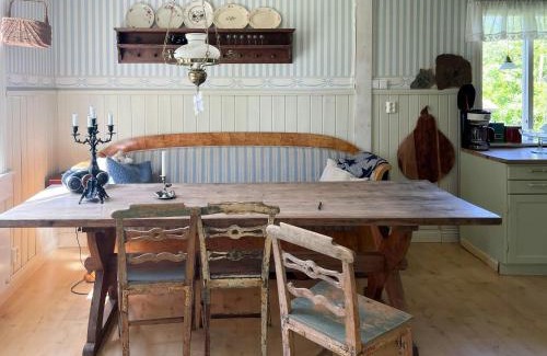 Ostra Amtervik House | Cultural Cottage By Lake Fryken In Värmland